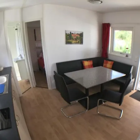 Paris - Haus Am Mit Sandstrand & Seeblick Nahe Rhein-main Und Spessart アパート
